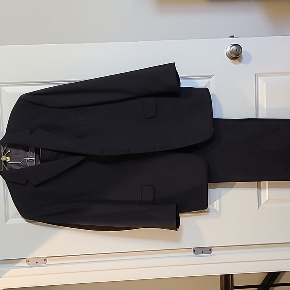 Mens Gianfranco Ruffini gray suit, 40R